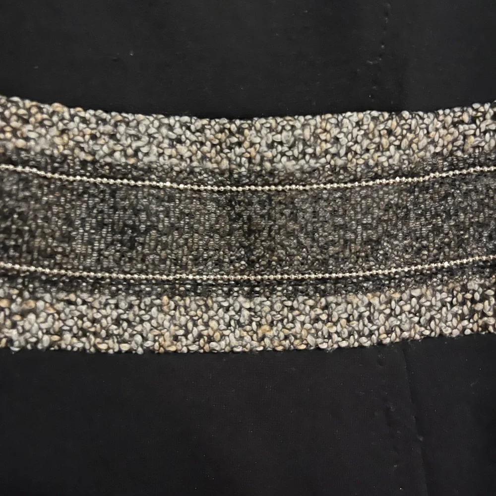 WHITE HOUSE BLACK MARKET MIDI BLACK DRESS - Picture 4 of 9